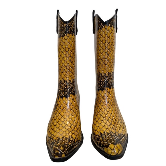 Just 4 Kicks Snake Print Cowboy Rainboots - Picture 6 of 9